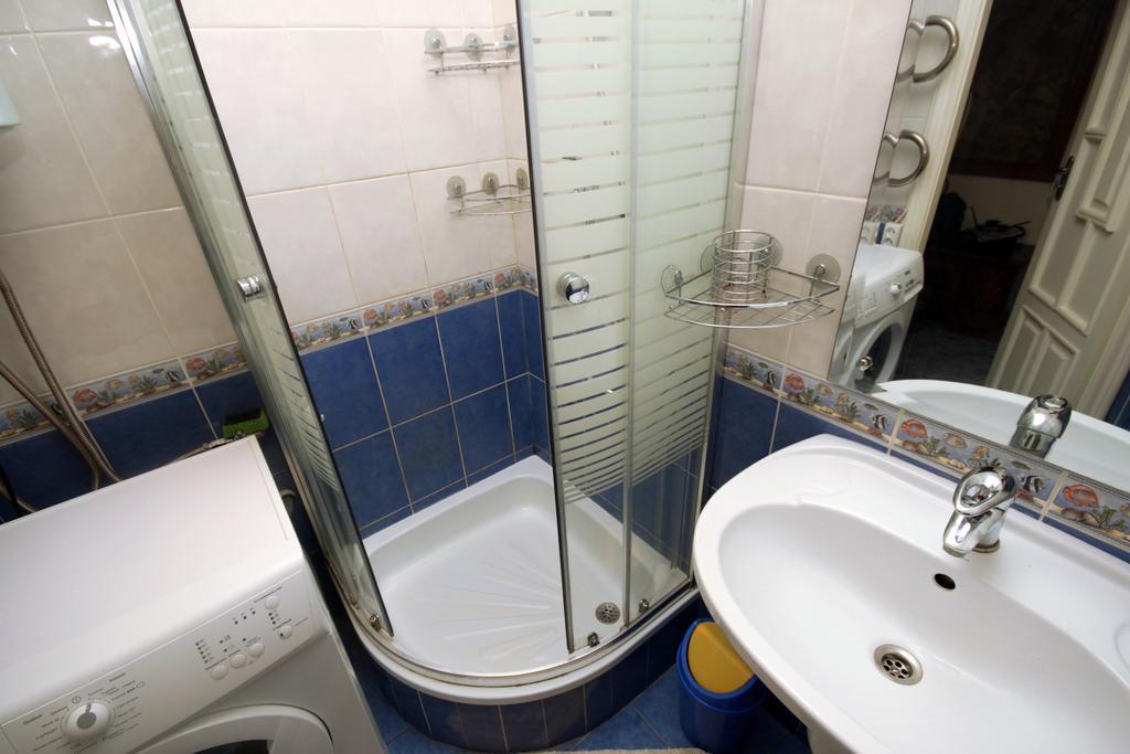 Inn Home Apartments - Ocean Plaza Area Kiev Bagian luar foto